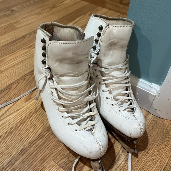 Harlick custom figure skates women 6 1/2-7 - Picture 3 of 12